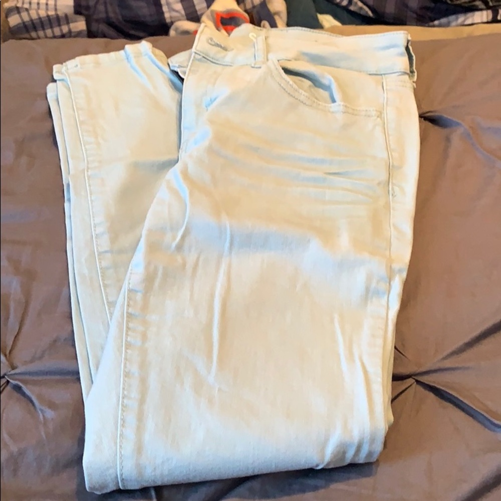 Women’s skinny jeans